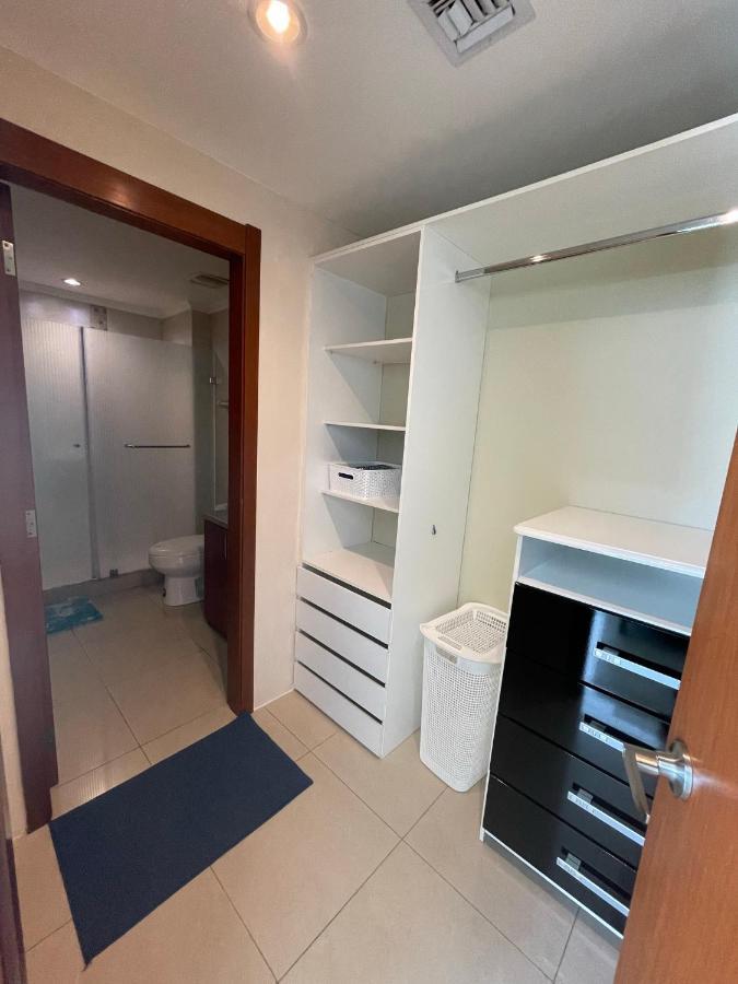 Apartamento Vista Al Rio Puerto Santana Riverfront 1 Guayaquil Exterior photo